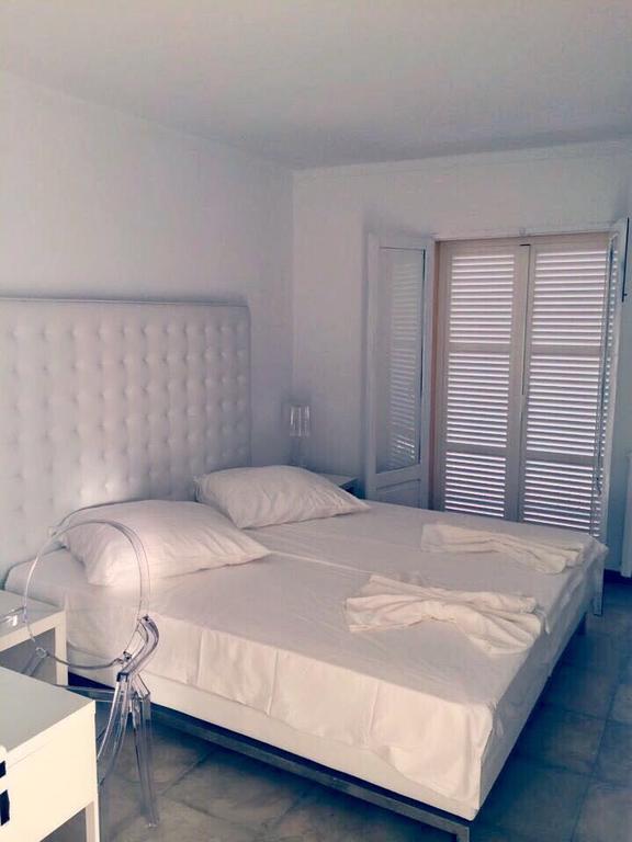 Bhc Boutique Hostal Cala Millor Кала Милор Екстериор снимка