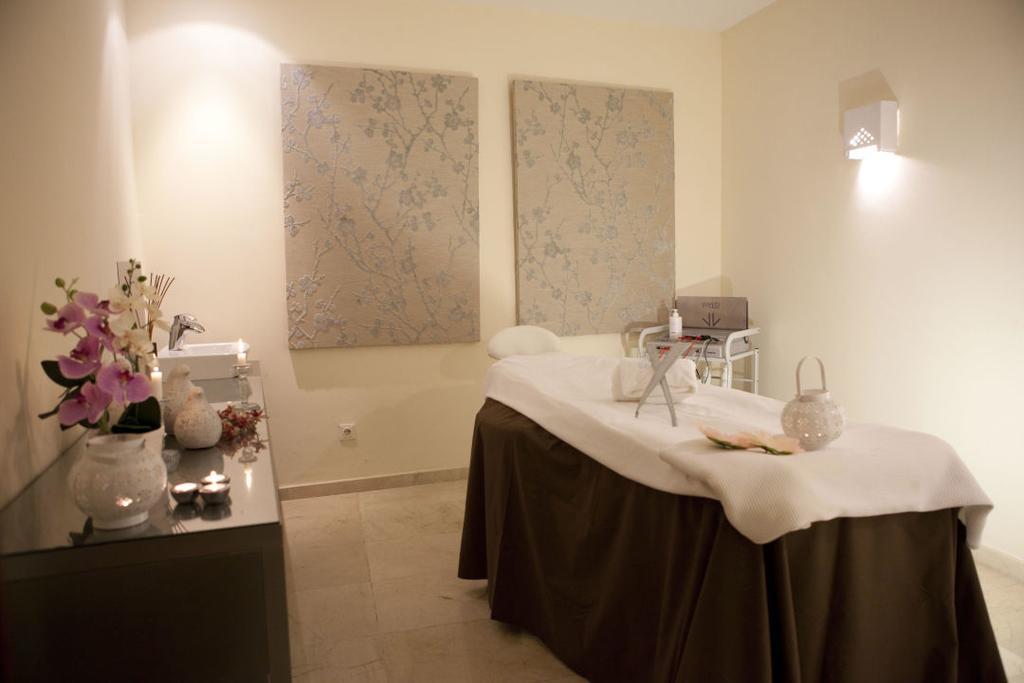 Bhc Boutique Hostal Cala Millor Кала Милор Екстериор снимка
